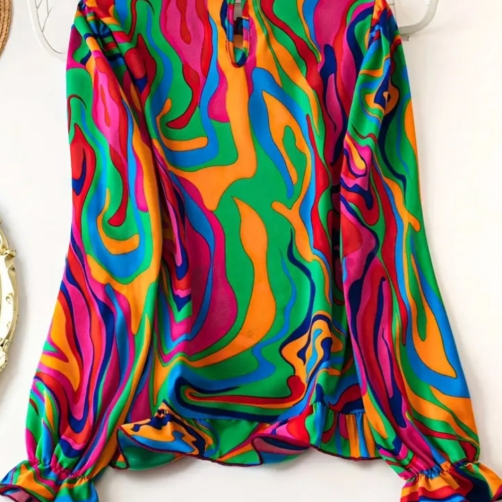 Colorfull Blouse - Picture 2 of 3